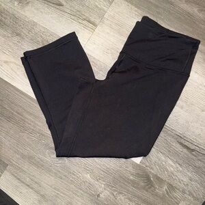 Patagonia Women’s Black Cropped Leggings Size M